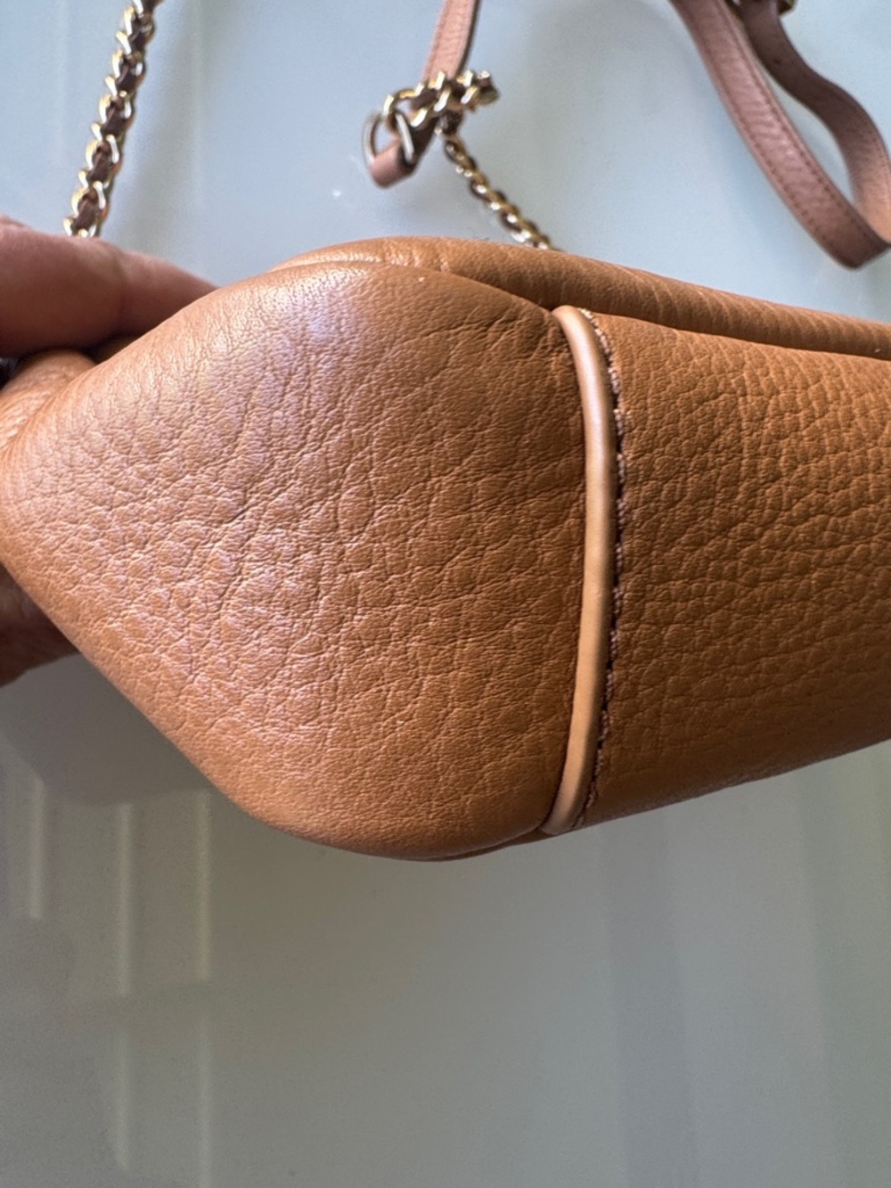 Tory Burch Tan Leather Whipstitch Crossbody with Gold Chain - Picture 7 of 15